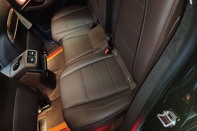 Mercedes-Benz GLE Class New Energy 2023 car image #15