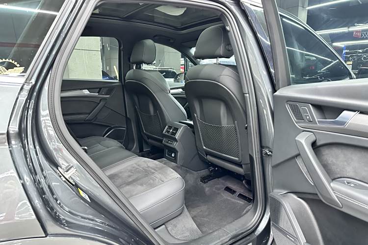 Audi Q5L Sportback 2021 #15 Audi Q5L Sportback 2021 car image #15