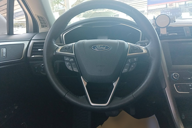 Ford Mondeo New Energy 2020 car image #15