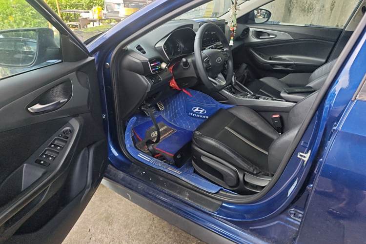 Hyundai Lafesta 2019 car image #15