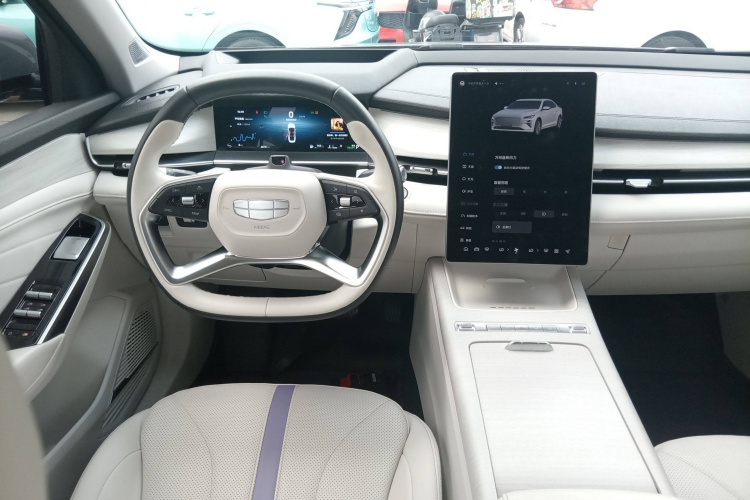 GEELY PrefaceL 2023 car image #15