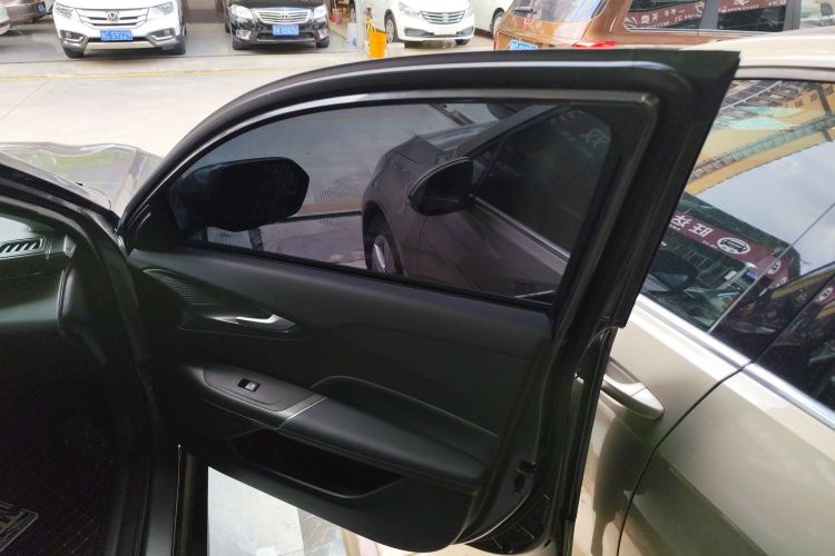 Changan Lamore 2023 #15 Changan Lamore 2023 car image #15