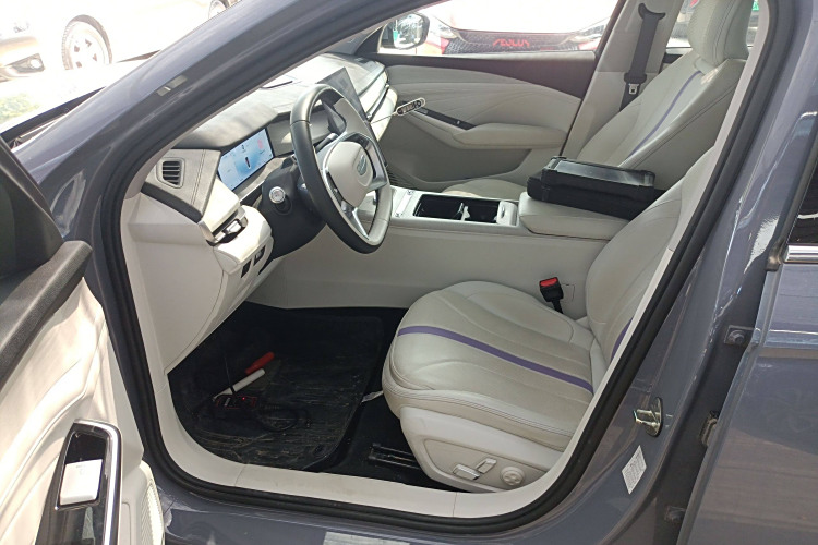 GEELY PrefaceL 2023 car image #15