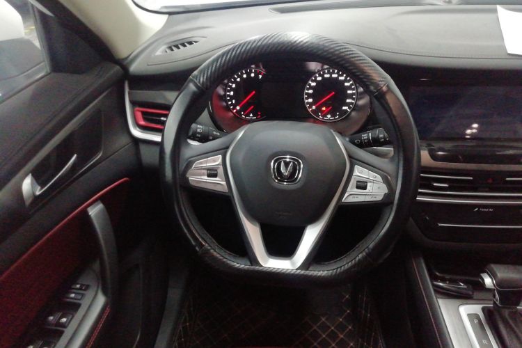 Changan CS35MAX 2019 car image #15