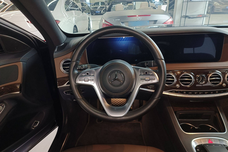 Mercedes-Benz S Class 2020 car image #15