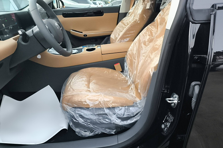 零跑汽车 零跑C01 2025 汽车图片 #15