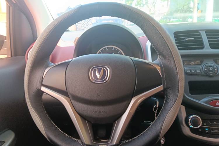 Changan BenBen 2017 صورة سيارة #15