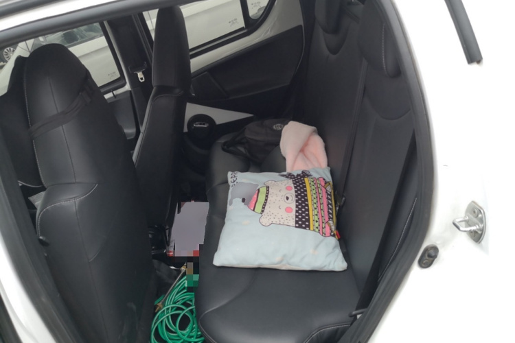 BYD e1 2019 #15 BYD e1 2019 car image #15