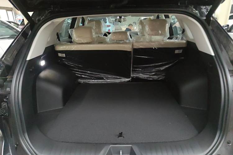 Kaiyi Kunlun New Energy 2025 #15 Kaiyi Kunlun New Energy 2025 car image #15