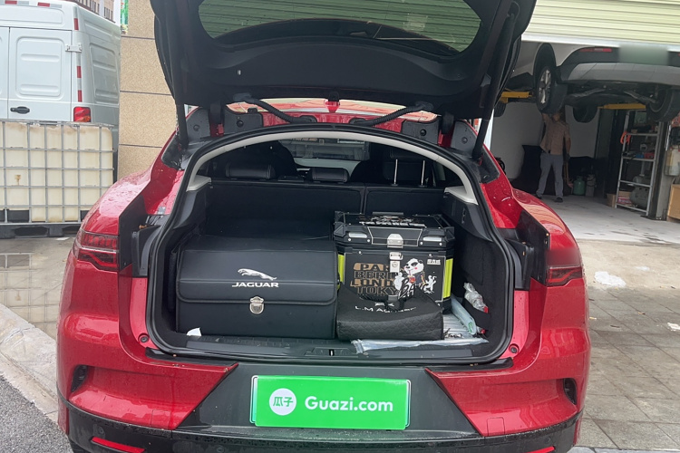 2020 car image #15