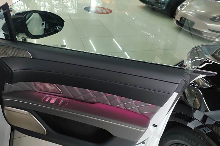 NIO ET9 2024 imagem de carro #15