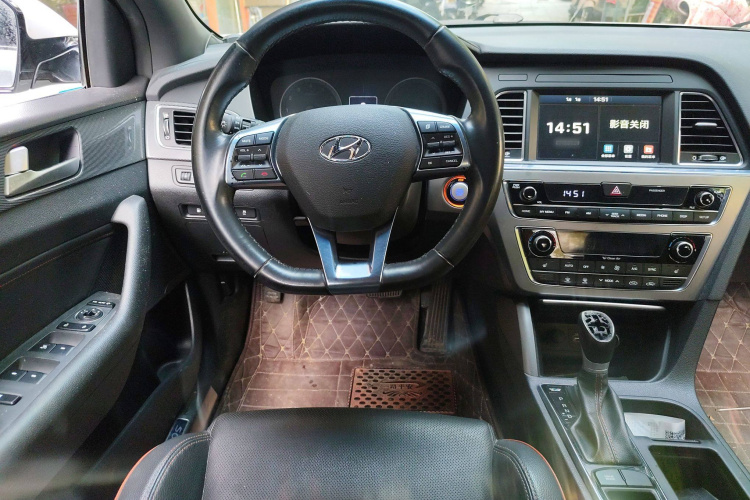 Hyundai Sonata NFC 2017 #15 Hyundai Sonata NFC 2017 صورة سيارة #15