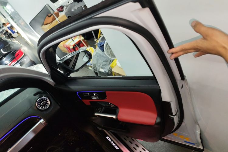 Mercedes-Benz GLB AMG 2020 immagine di auto #15