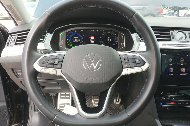 Volkswagen Magotan GTE 2022 car image #15