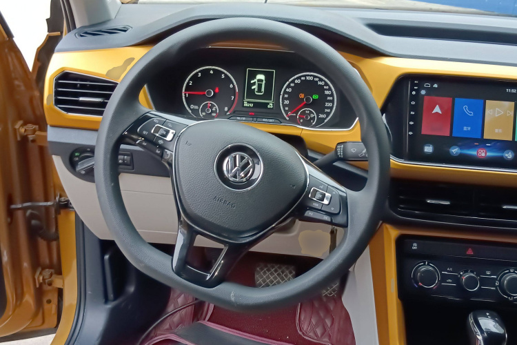 Volkswagen T-Cross 2020 car image #15