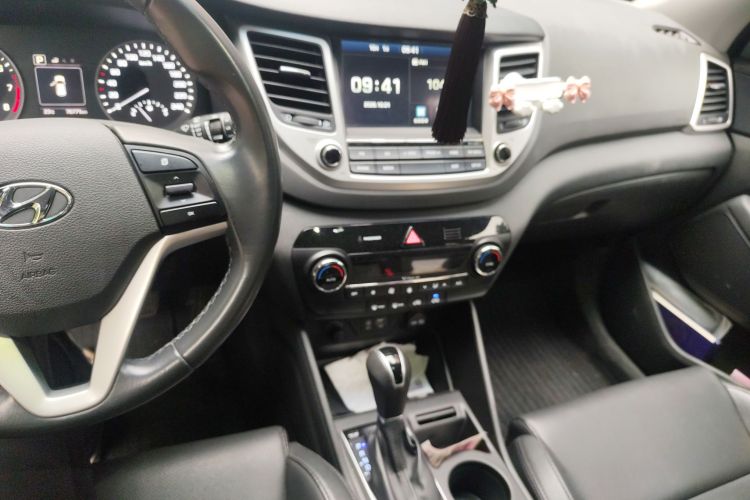 Hyundai Tucson (Imported) 2018 #15 Hyundai Tucson (Imported) 2018 immagine di auto #15