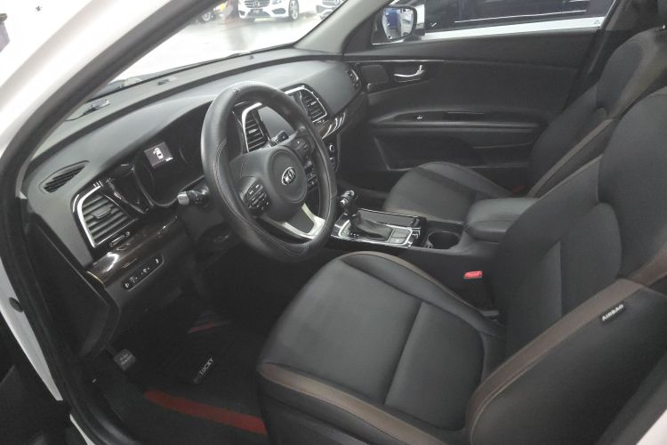 Kia K5 2018 imagen de coche #15