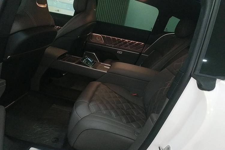 NIO ET9 2024 изображение автомобиля #15