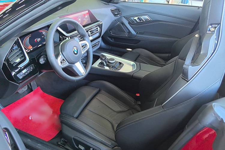 BMW Z4 M40i 2021 car image #15