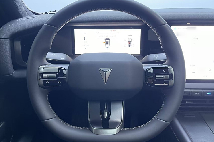 Deepal G318 2024 immagine di auto #15