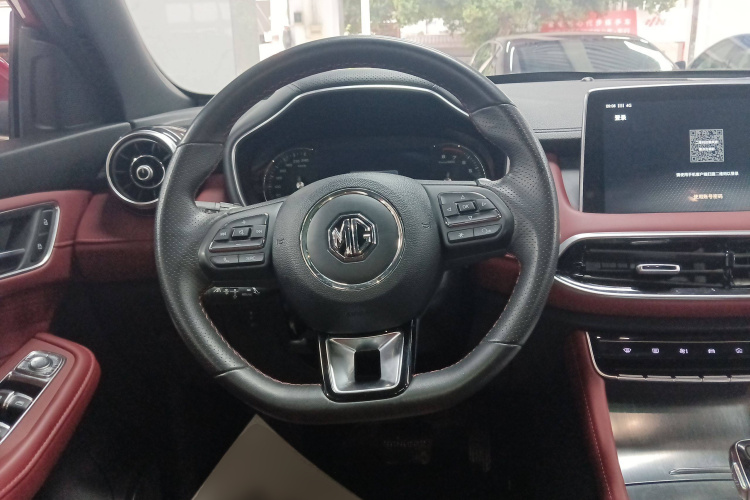 MG HS 2023 car image #15