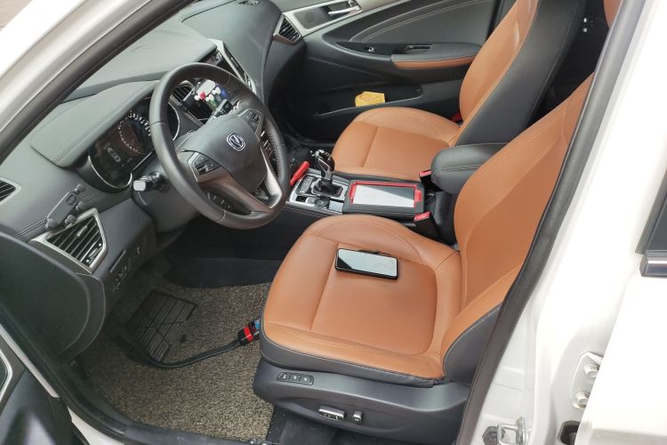 Changan Eado EV 2018 car image #15