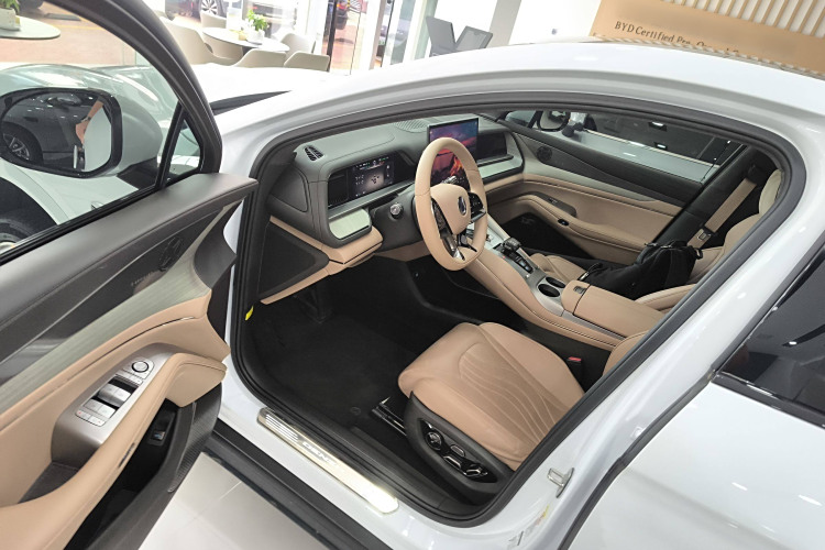 Denza N7 2024 #15 Denza N7 2024 imagem de carro #15