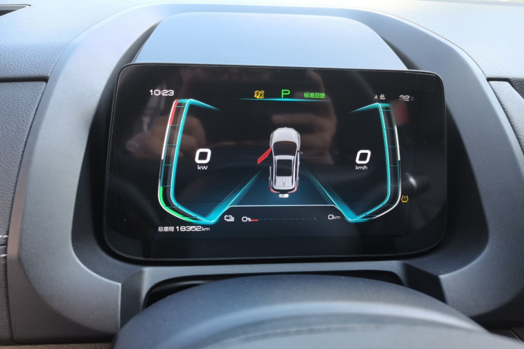 BYD Yuan New Energy 2020 immagine di auto #15