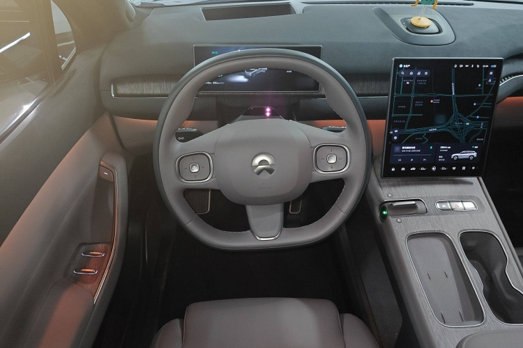 蔚来 蔚来ES7 2024 汽车图片 #15