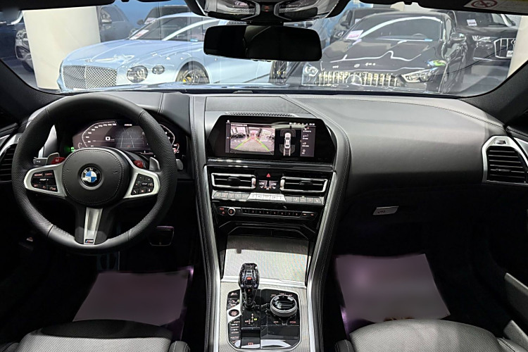 BMW M8 2021 #15 BMW M8 2021 car image #15