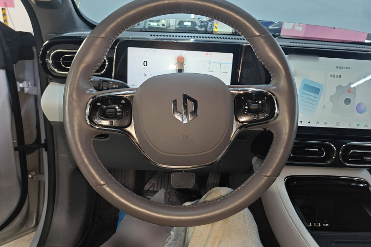 零跑汽车 零跑C01 2023 汽车图片 #15