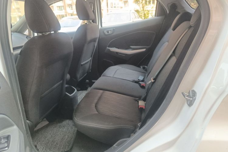 Ford EcoSport 2016 изображение автомобиля #15