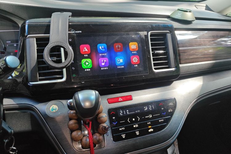 Honda Elysion 2016 imagen de coche #15