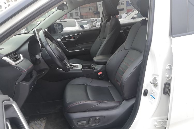 Toyota Wildlander New Energy 2021 #15 Toyota Wildlander New Energy 2021 car image #15