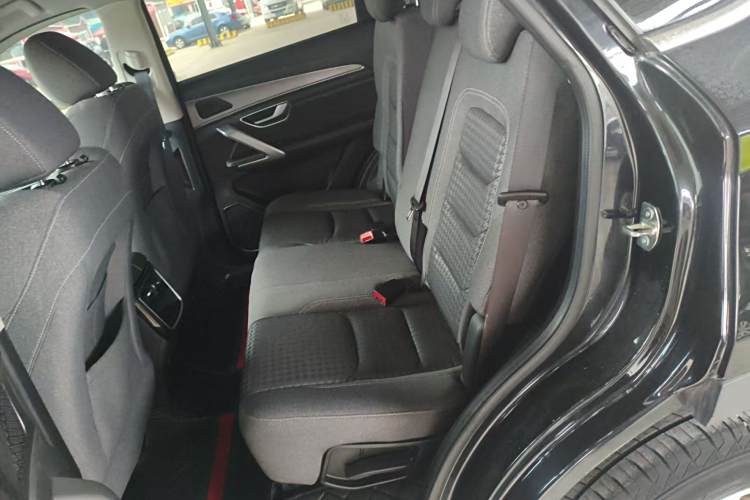X70 PLUS 2021 image de voiture #15