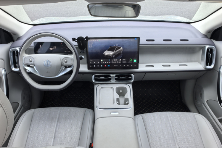 零跑汽车 零跑B01 2025 汽车图片 #15