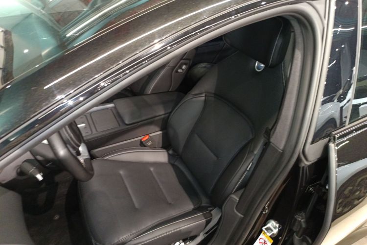 Avatr 12 2024 #15 Avatr 12 2024 car image #15