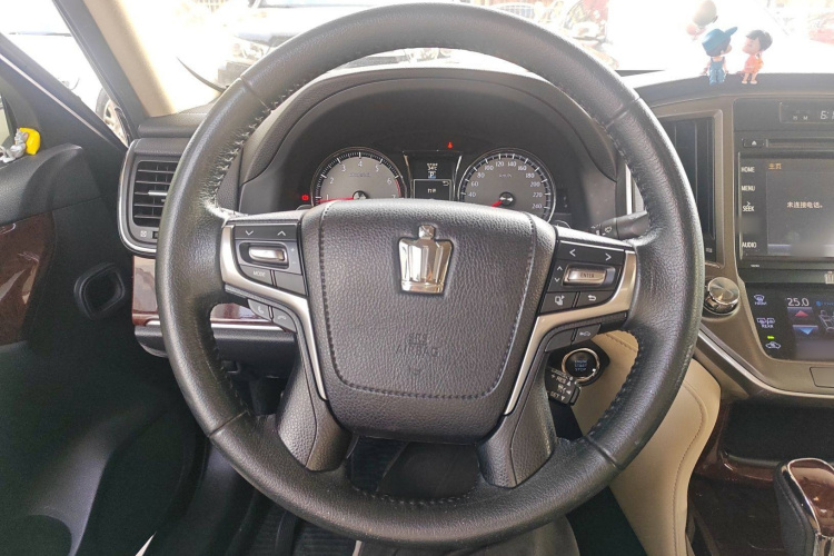 丰田 皇冠 2018 #15 丰田 皇冠 2018 汽车图片 #15