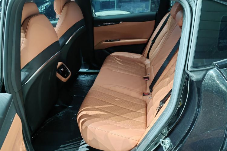 Deepal L07 2025 car image #15