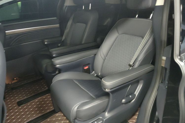 GAC Trumpchi M8 2023 #15 GAC Trumpchi M8 2023 car image #15