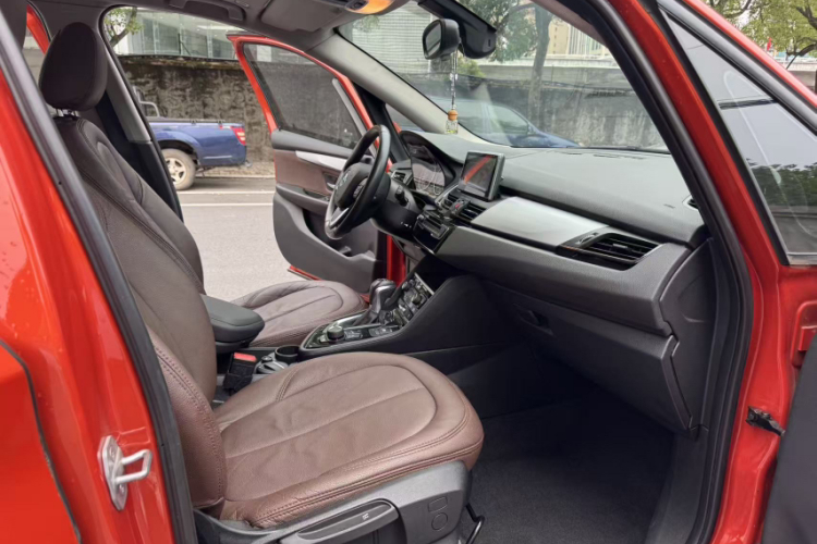 BMW 2 Series Tourer 2016 #15 BMW 2 Series Tourer 2016 imagem de carro #15