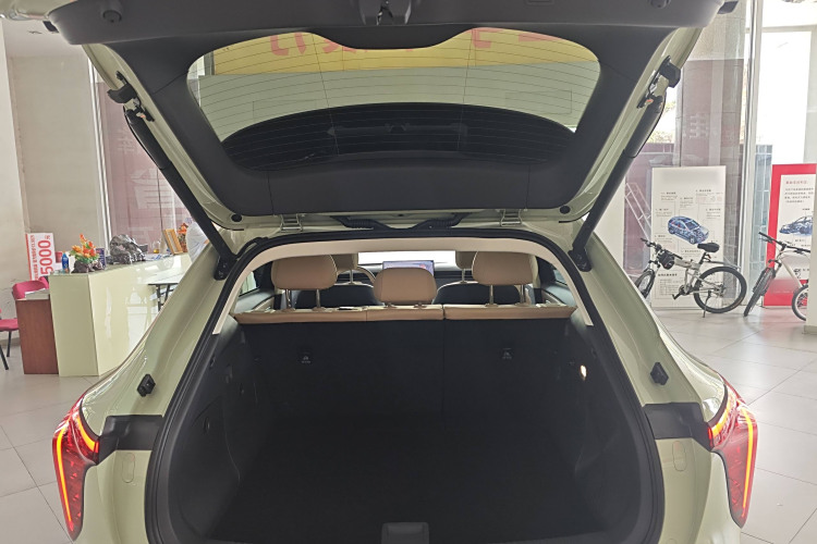 HongQi TianGong 06 صورة سيارة #15