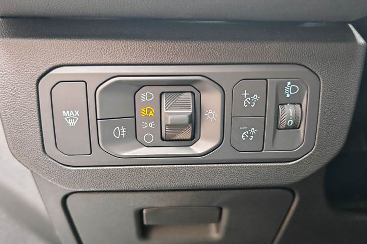 Ford Evos 2023 immagine di auto #15