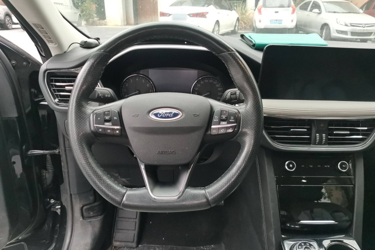 Ford Escape 2021 immagine di auto #15