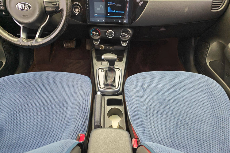 Kia Rio Cross 2018 صورة سيارة #15