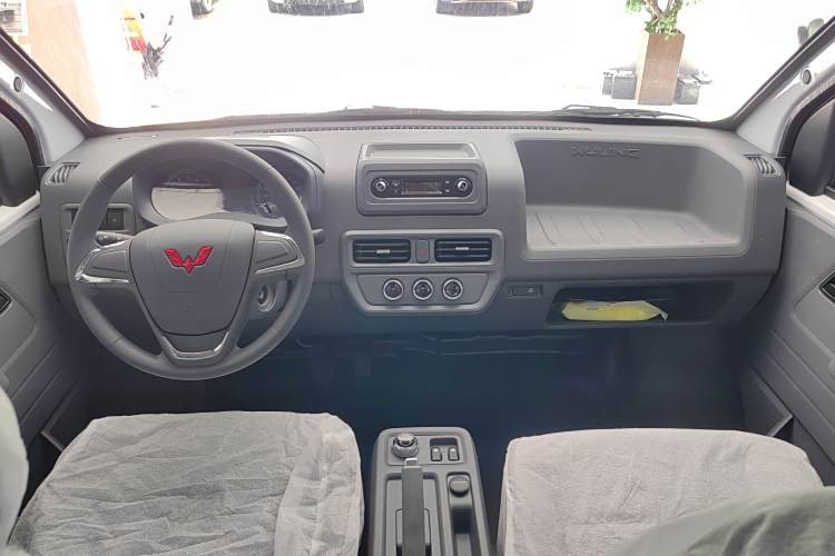 五菱汽车 五菱扬光电卡 2025 汽车图片 #15