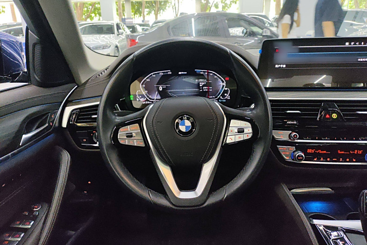 BMW M5 New Energy 2021 car image #15