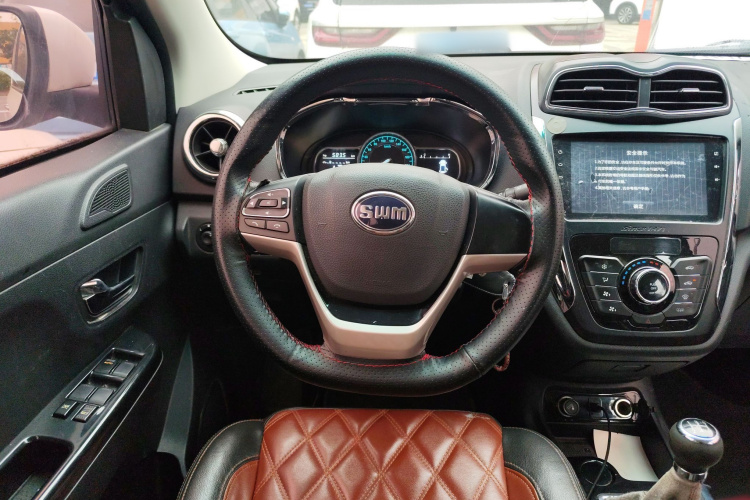 SWM斯威汽车 SWM斯威大虎 2017 #15 SWM斯威汽车 SWM斯威大虎 2017 汽车图片 #15