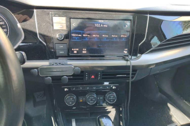 Volkswagen Passat New Energy 2019 #15 Volkswagen Passat New Energy 2019 car image #15