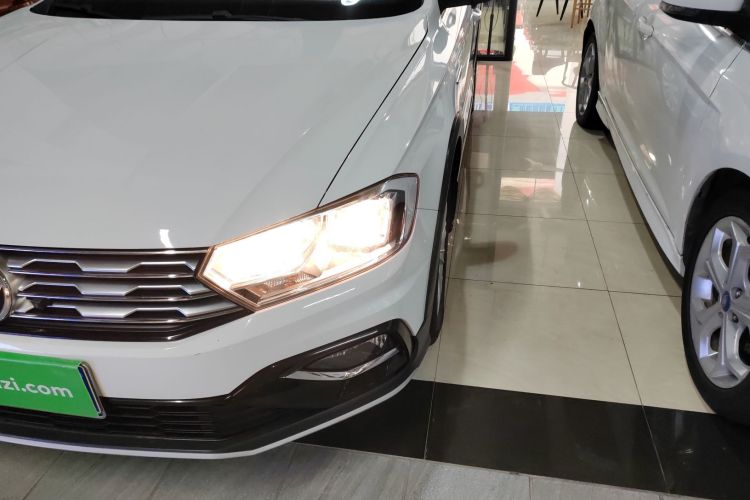 Volkswagen C-Trek 2019 immagine di auto #15